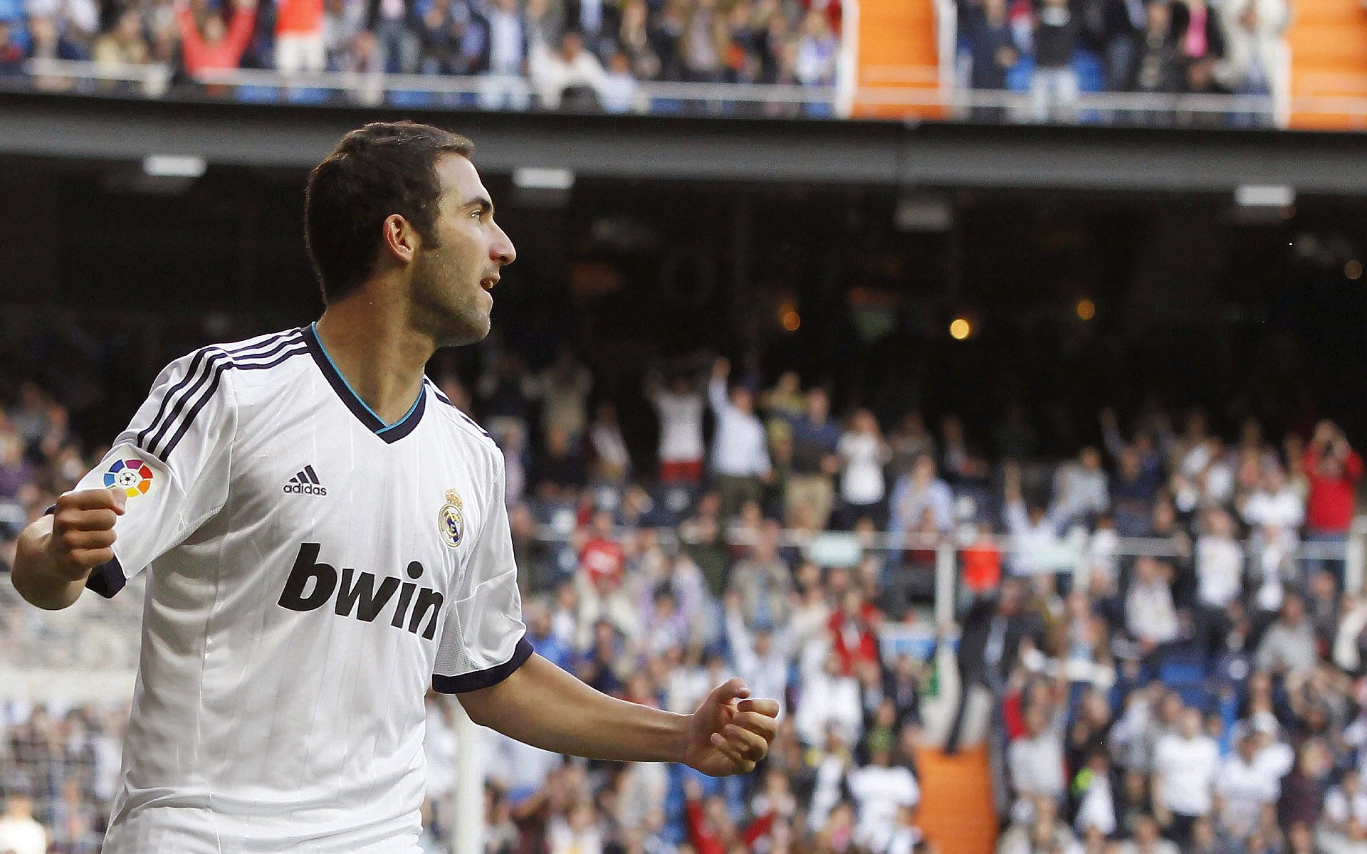 亚马尔在欧冠赛场表现突出，打破姆巴佩纪录，欧冠资格赛马尔默